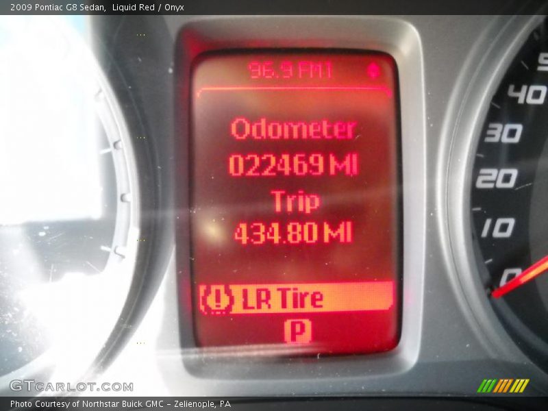 Liquid Red / Onyx 2009 Pontiac G8 Sedan