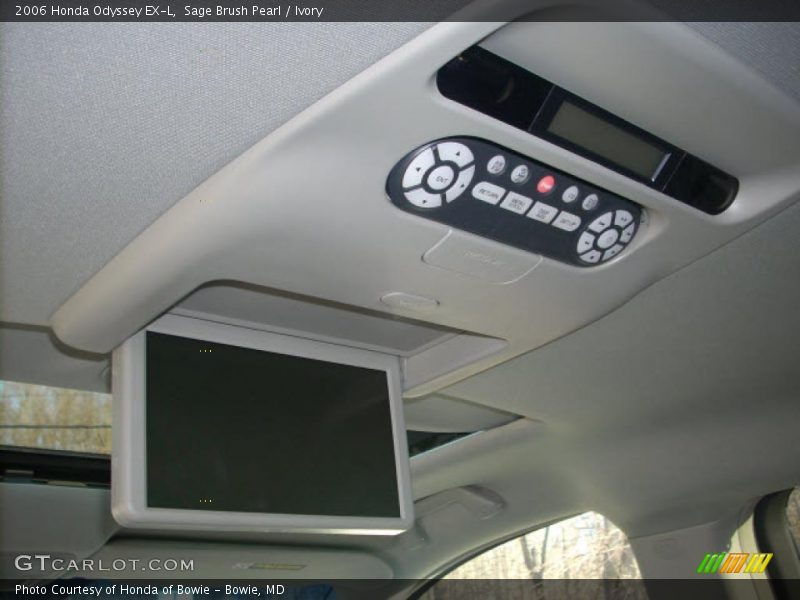 Sage Brush Pearl / Ivory 2006 Honda Odyssey EX-L
