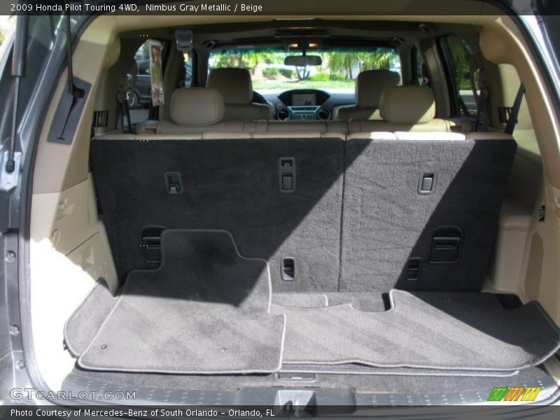  2009 Pilot Touring 4WD Trunk