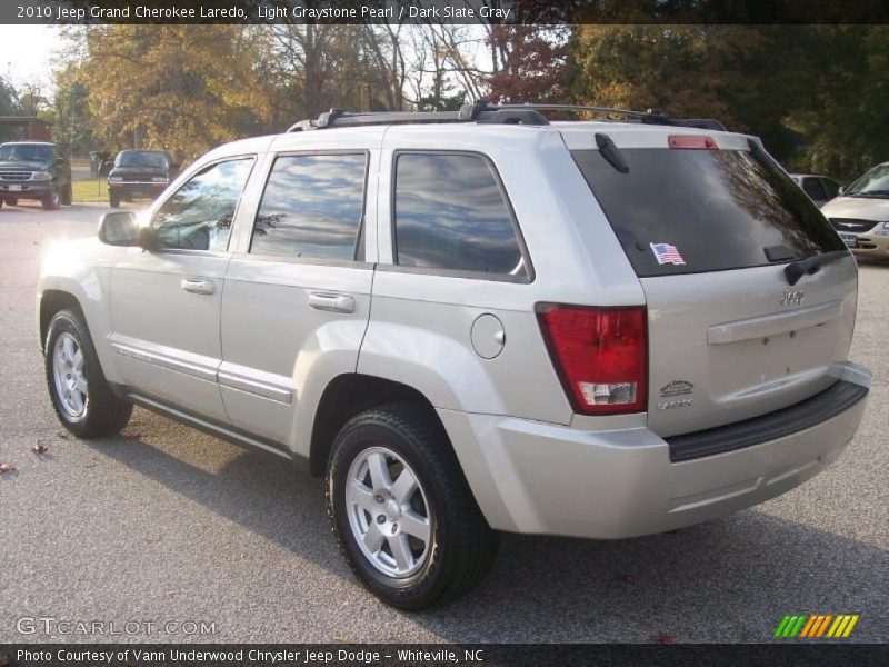 Light Graystone Pearl / Dark Slate Gray 2010 Jeep Grand Cherokee Laredo