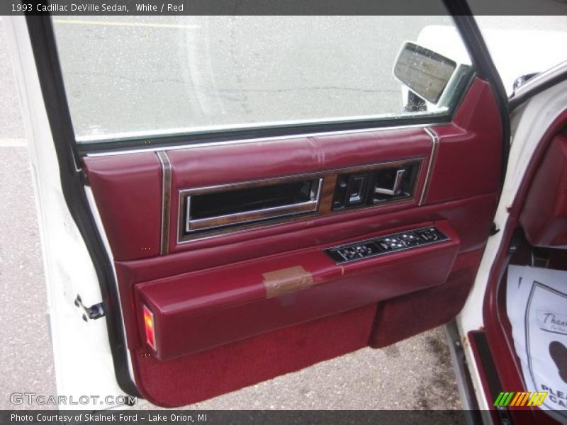 White / Red 1993 Cadillac DeVille Sedan