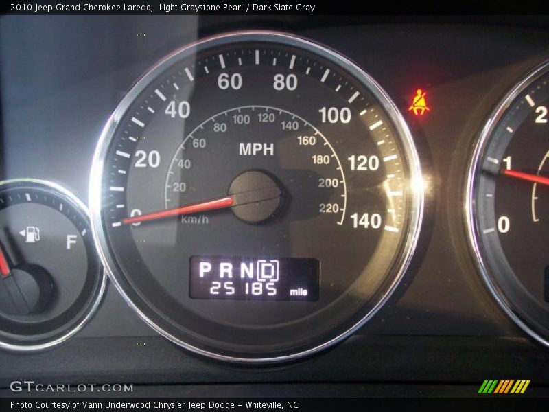 Light Graystone Pearl / Dark Slate Gray 2010 Jeep Grand Cherokee Laredo