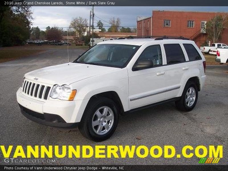 Stone White / Dark Slate Gray 2010 Jeep Grand Cherokee Laredo