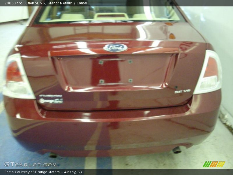Merlot Metallic / Camel 2006 Ford Fusion SE V6