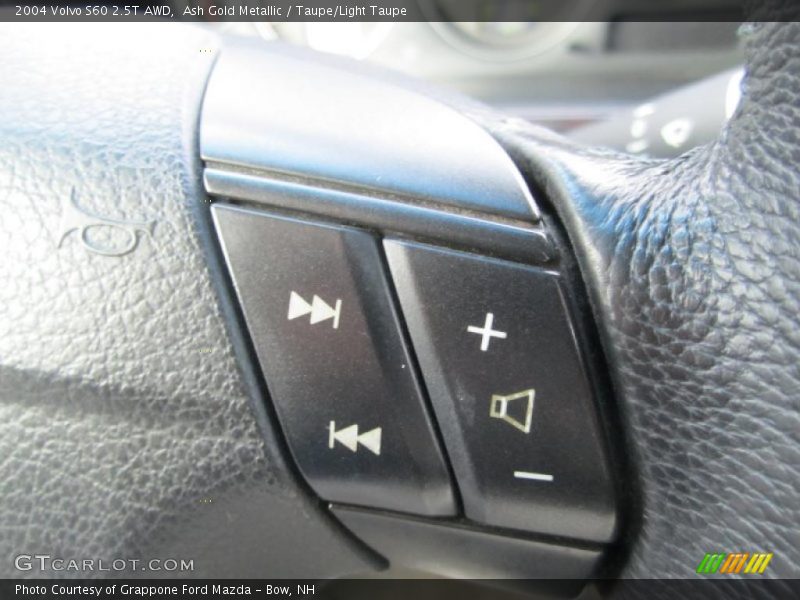 Ash Gold Metallic / Taupe/Light Taupe 2004 Volvo S60 2.5T AWD