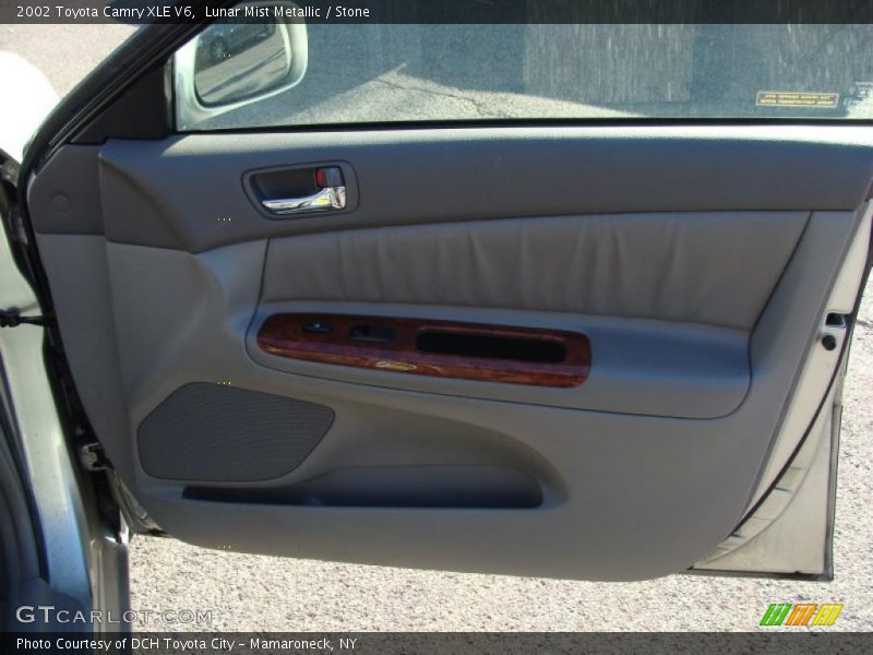 Lunar Mist Metallic / Stone 2002 Toyota Camry XLE V6