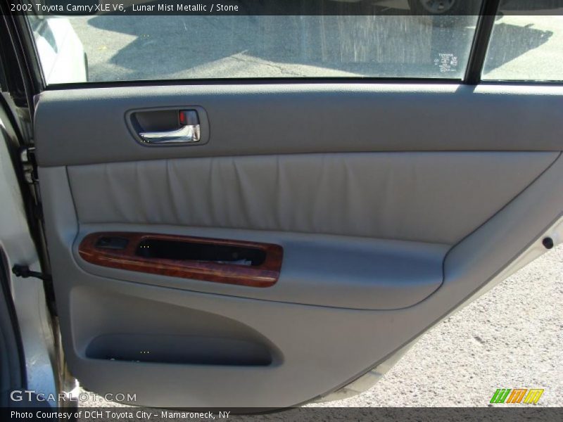 Lunar Mist Metallic / Stone 2002 Toyota Camry XLE V6