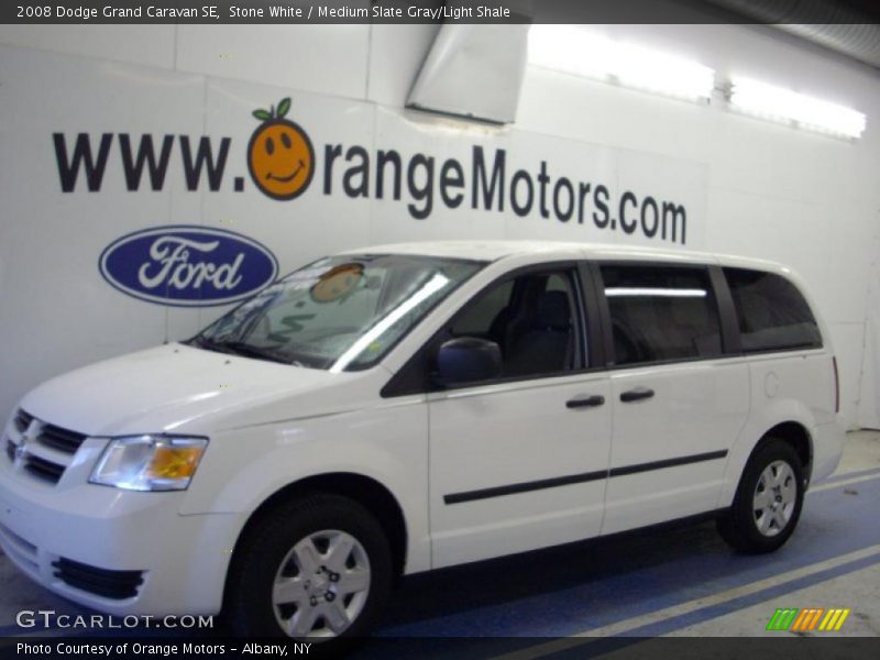 Stone White / Medium Slate Gray/Light Shale 2008 Dodge Grand Caravan SE