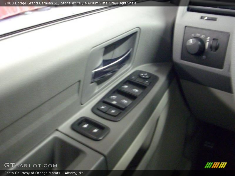 Stone White / Medium Slate Gray/Light Shale 2008 Dodge Grand Caravan SE