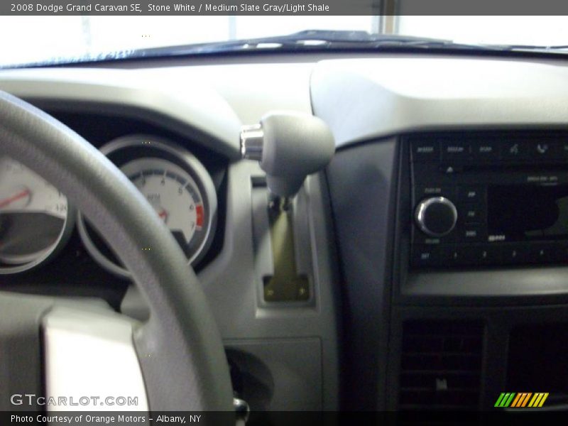 Stone White / Medium Slate Gray/Light Shale 2008 Dodge Grand Caravan SE