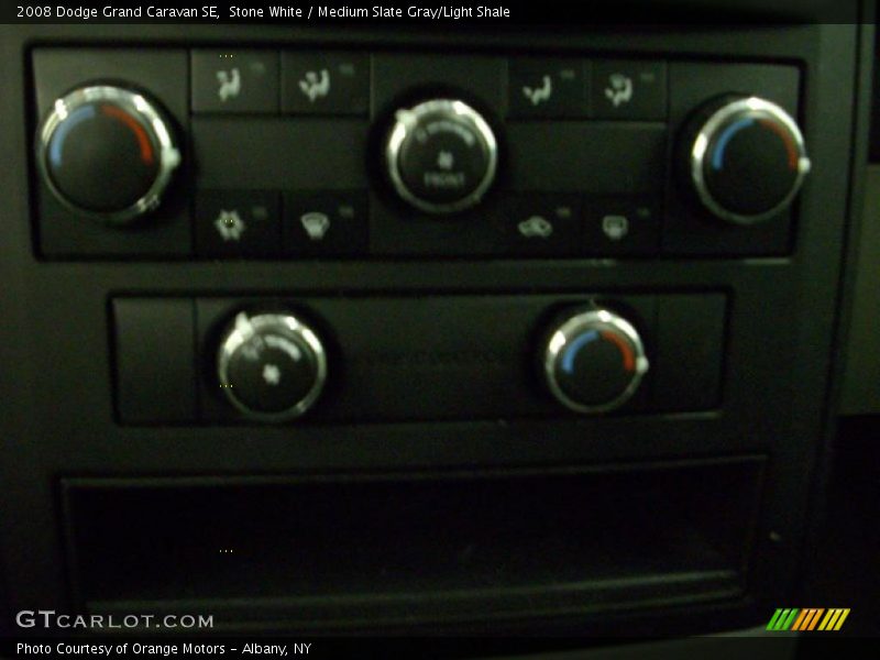 Stone White / Medium Slate Gray/Light Shale 2008 Dodge Grand Caravan SE