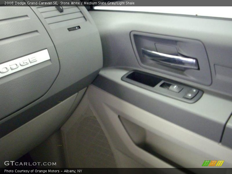 Stone White / Medium Slate Gray/Light Shale 2008 Dodge Grand Caravan SE