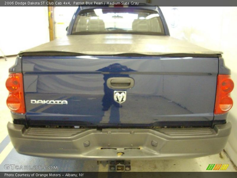 Patriot Blue Pearl / Medium Slate Gray 2006 Dodge Dakota ST Club Cab 4x4