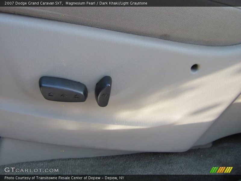 Magnesium Pearl / Dark Khaki/Light Graystone 2007 Dodge Grand Caravan SXT