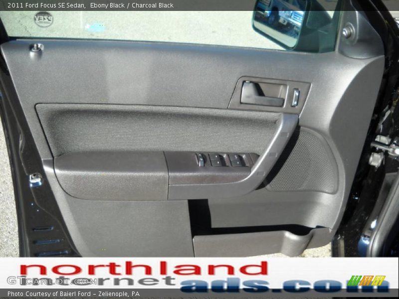 Ebony Black / Charcoal Black 2011 Ford Focus SE Sedan