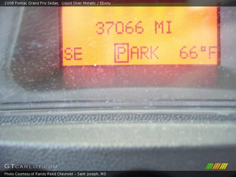Liquid Silver Metallic / Ebony 2008 Pontiac Grand Prix Sedan