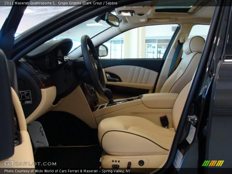  2011 Quattroporte S Sabbia Interior