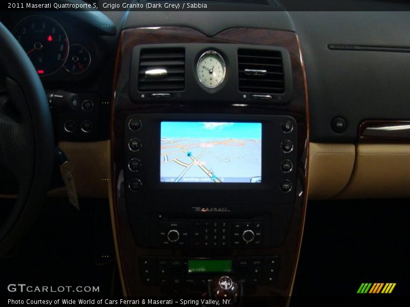 Grigio Granito (Dark Grey) / Sabbia 2011 Maserati Quattroporte S