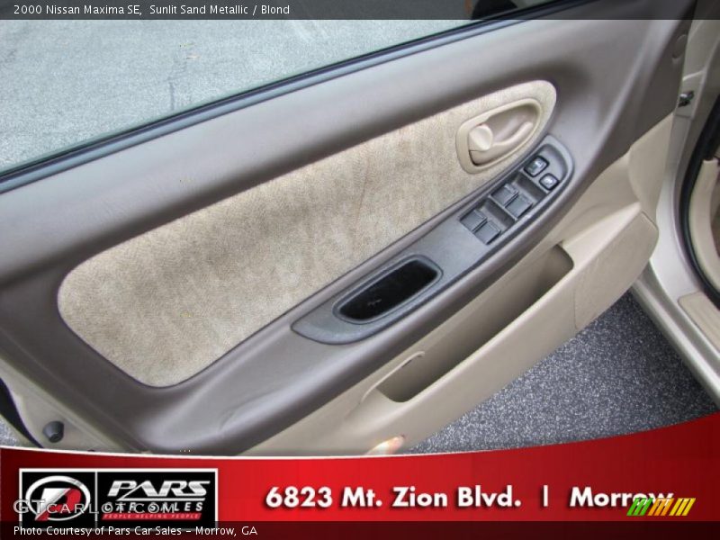 Sunlit Sand Metallic / Blond 2000 Nissan Maxima SE