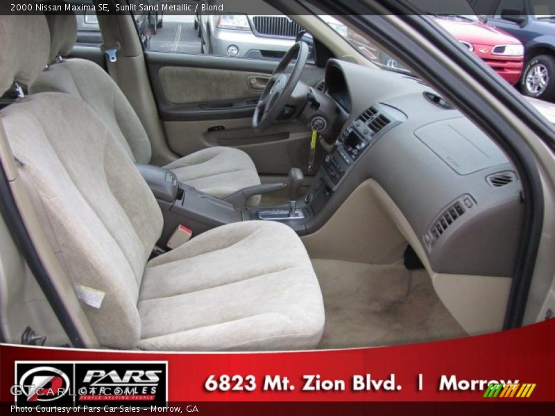 Sunlit Sand Metallic / Blond 2000 Nissan Maxima SE