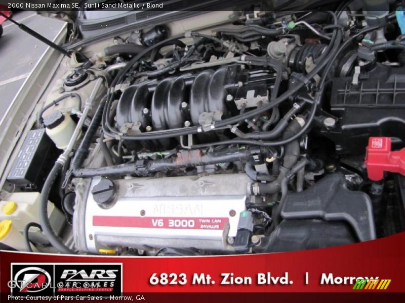 Sunlit Sand Metallic / Blond 2000 Nissan Maxima SE