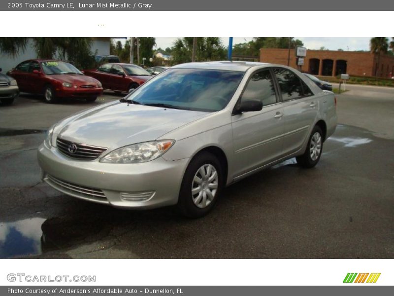 Lunar Mist Metallic / Gray 2005 Toyota Camry LE