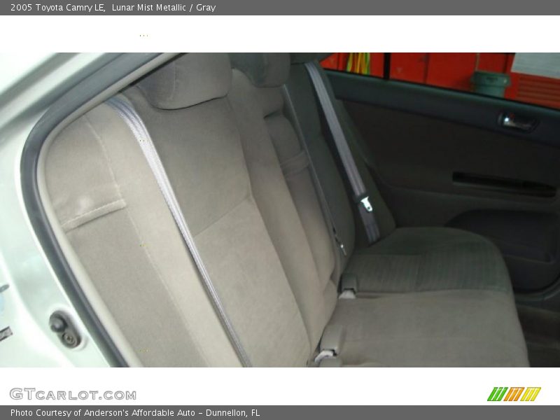 Lunar Mist Metallic / Gray 2005 Toyota Camry LE
