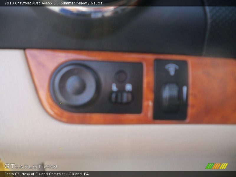 Summer Yellow / Neutral 2010 Chevrolet Aveo Aveo5 LT