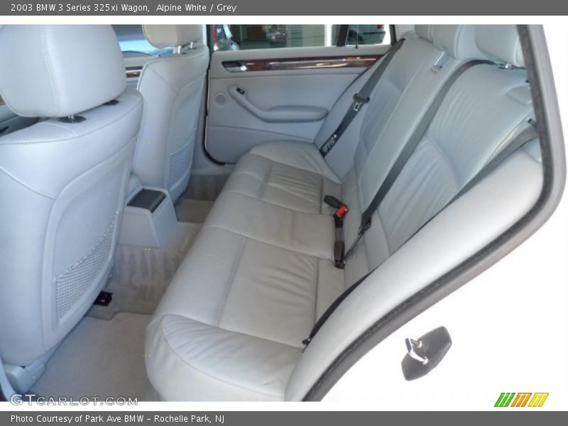  2003 3 Series 325xi Wagon Grey Interior
