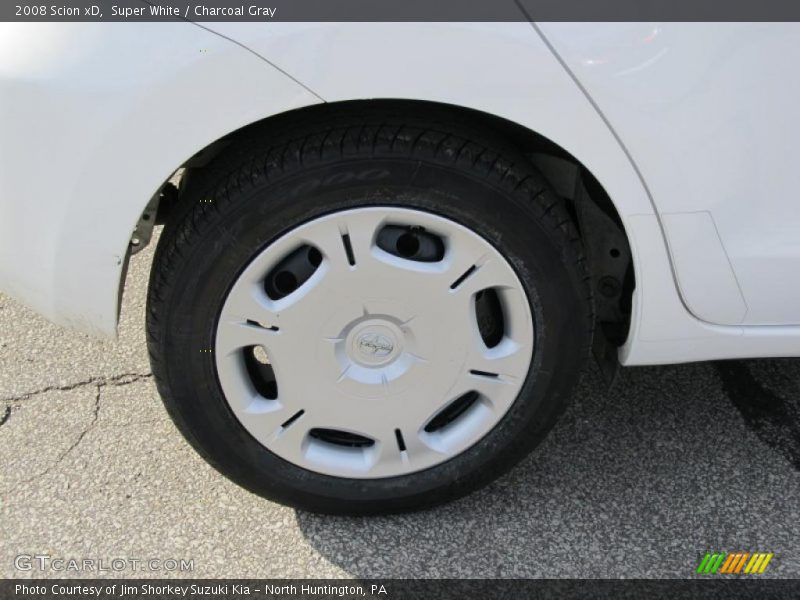 Super White / Charcoal Gray 2008 Scion xD