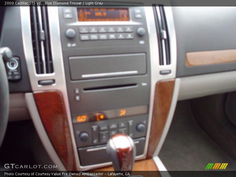 Blue Diamond Tricoat / Light Gray 2009 Cadillac STS V6
