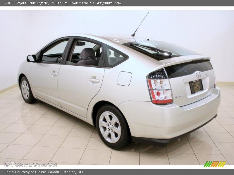 Millenium Silver Metallic / Gray/Burgundy 2005 Toyota Prius Hybrid