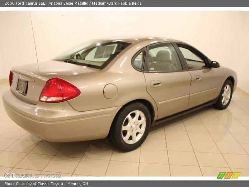 Arizona Beige Metallic / Medium/Dark Pebble Beige 2006 Ford Taurus SEL