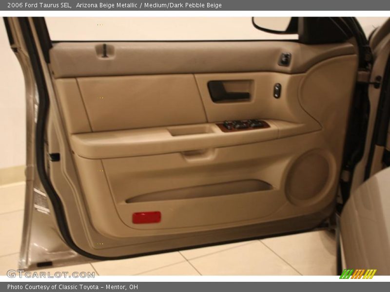 Arizona Beige Metallic / Medium/Dark Pebble Beige 2006 Ford Taurus SEL