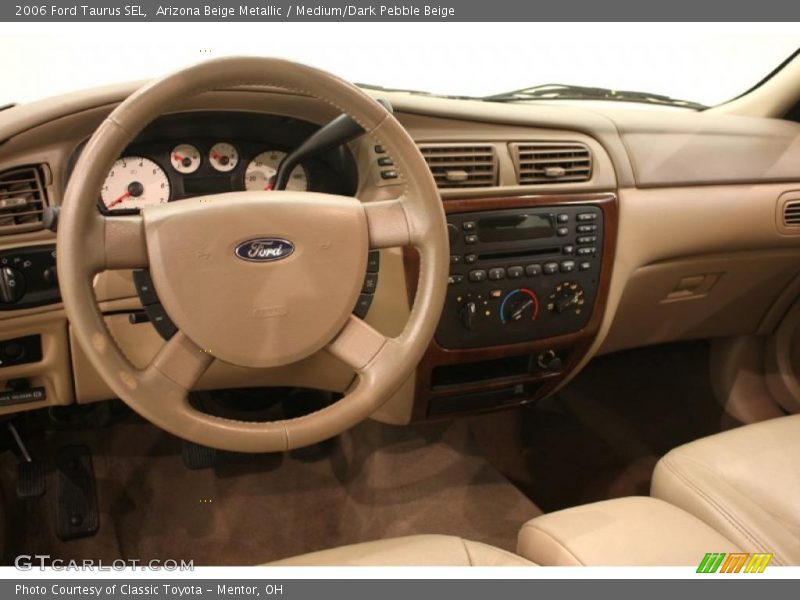 Arizona Beige Metallic / Medium/Dark Pebble Beige 2006 Ford Taurus SEL