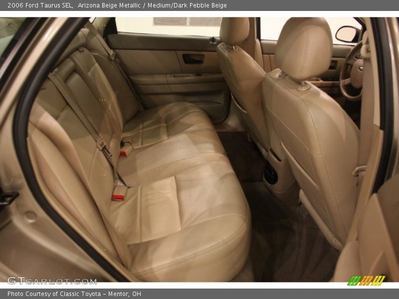 Arizona Beige Metallic / Medium/Dark Pebble Beige 2006 Ford Taurus SEL