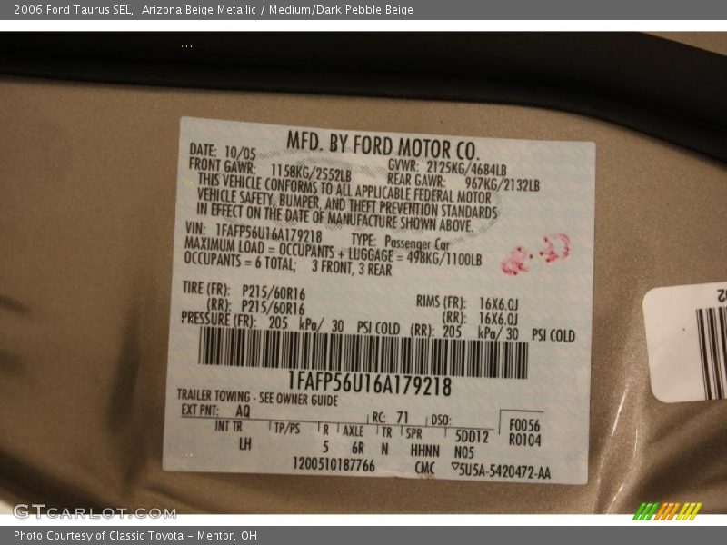 Arizona Beige Metallic / Medium/Dark Pebble Beige 2006 Ford Taurus SEL