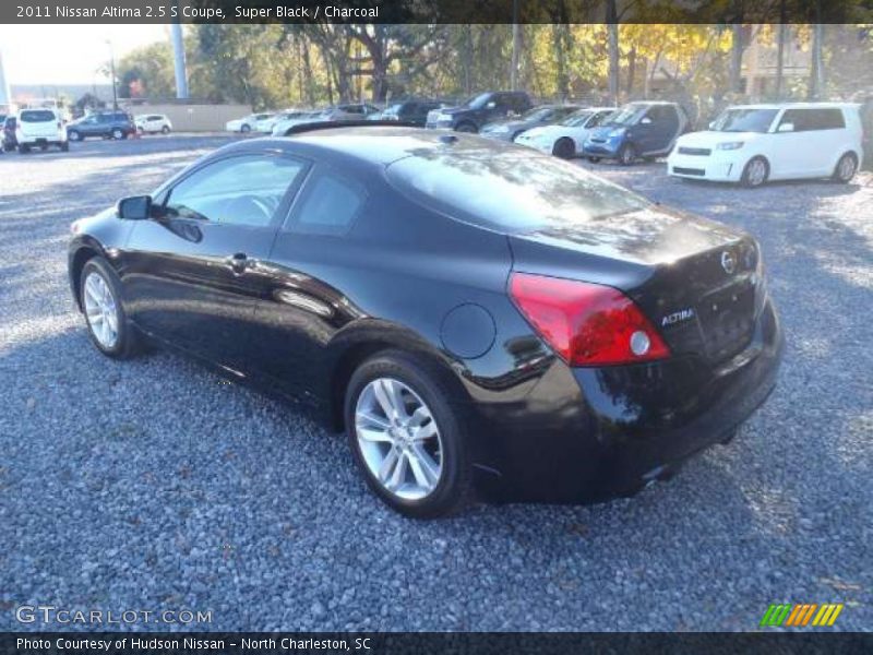 Super Black / Charcoal 2011 Nissan Altima 2.5 S Coupe