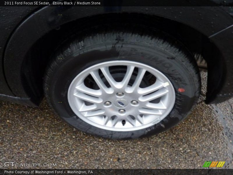 Ebony Black / Medium Stone 2011 Ford Focus SE Sedan