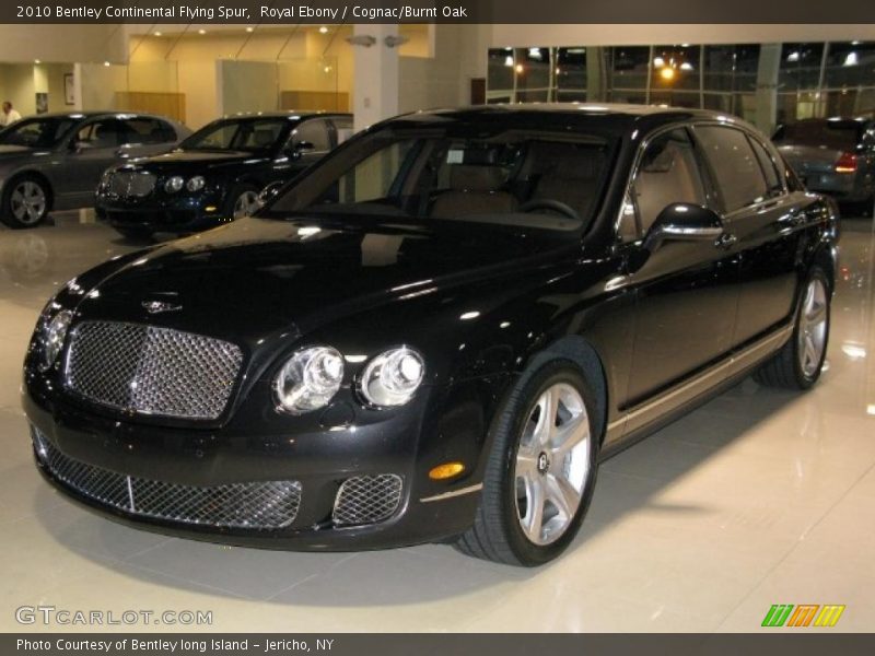 Front 3/4 View of 2010 Continental Flying Spur 