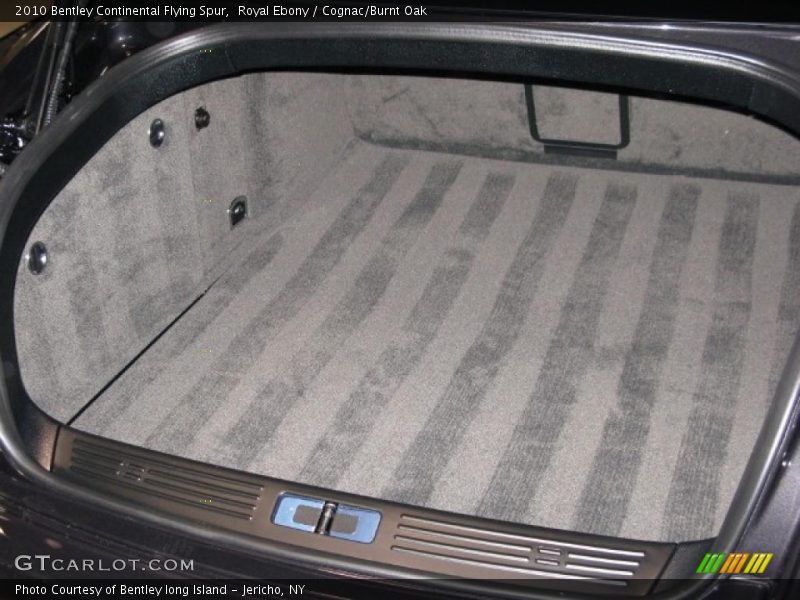  2010 Continental Flying Spur  Trunk