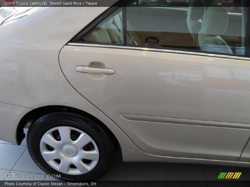 Desert Sand Mica / Taupe 2004 Toyota Camry LE