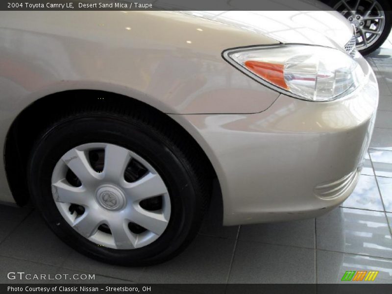 Desert Sand Mica / Taupe 2004 Toyota Camry LE