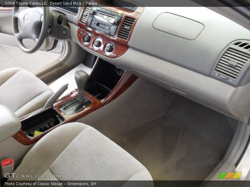 Desert Sand Mica / Taupe 2004 Toyota Camry LE