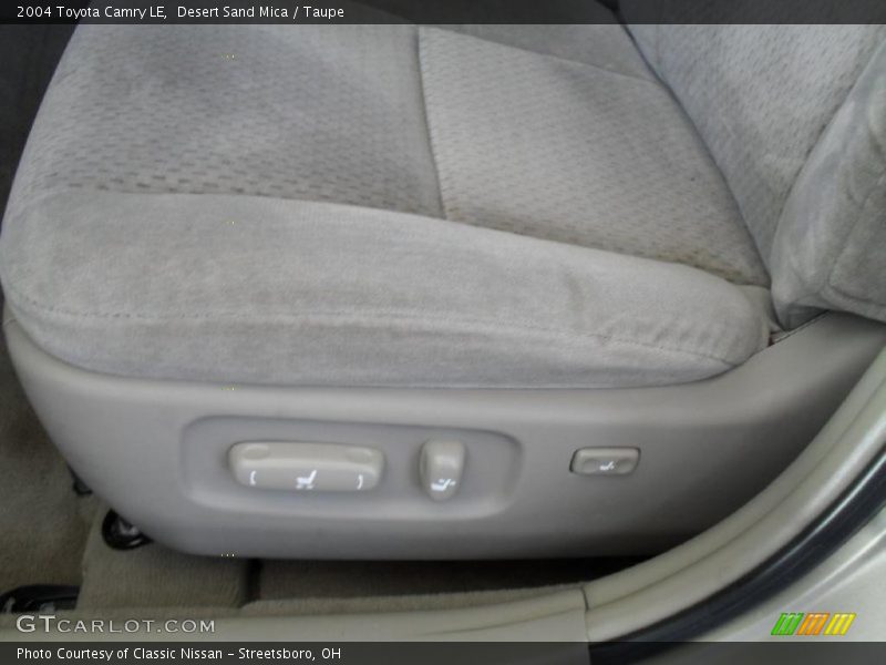 Desert Sand Mica / Taupe 2004 Toyota Camry LE