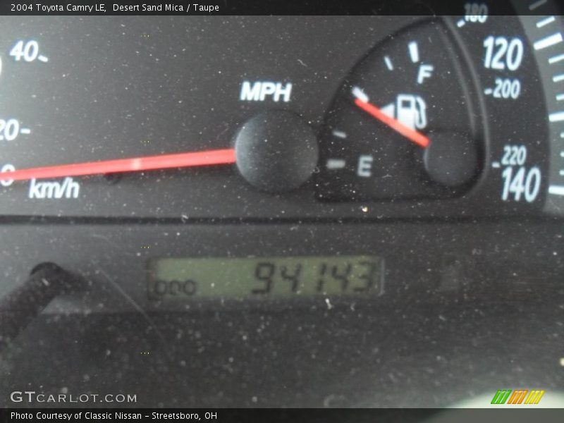 Desert Sand Mica / Taupe 2004 Toyota Camry LE