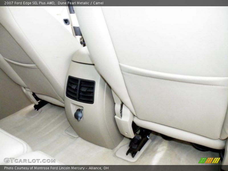 Dune Pearl Metallic / Camel 2007 Ford Edge SEL Plus AWD
