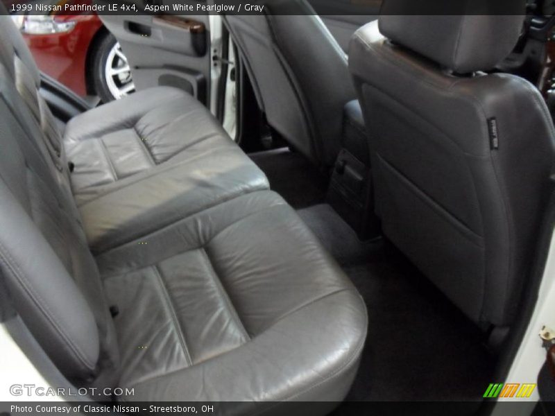 Aspen White Pearlglow / Gray 1999 Nissan Pathfinder LE 4x4