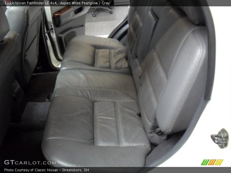 Aspen White Pearlglow / Gray 1999 Nissan Pathfinder LE 4x4