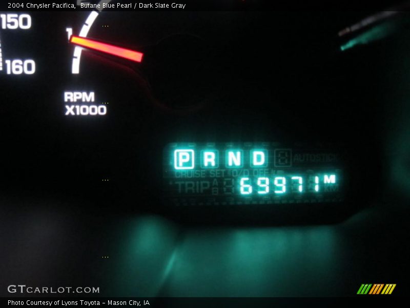 Butane Blue Pearl / Dark Slate Gray 2004 Chrysler Pacifica